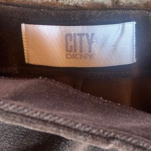 City DKNY dark brown size 6 stretch (99% cotton) velvet feel straight leg pants.